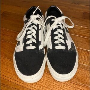 Vans Checkerboard Skate Shoe